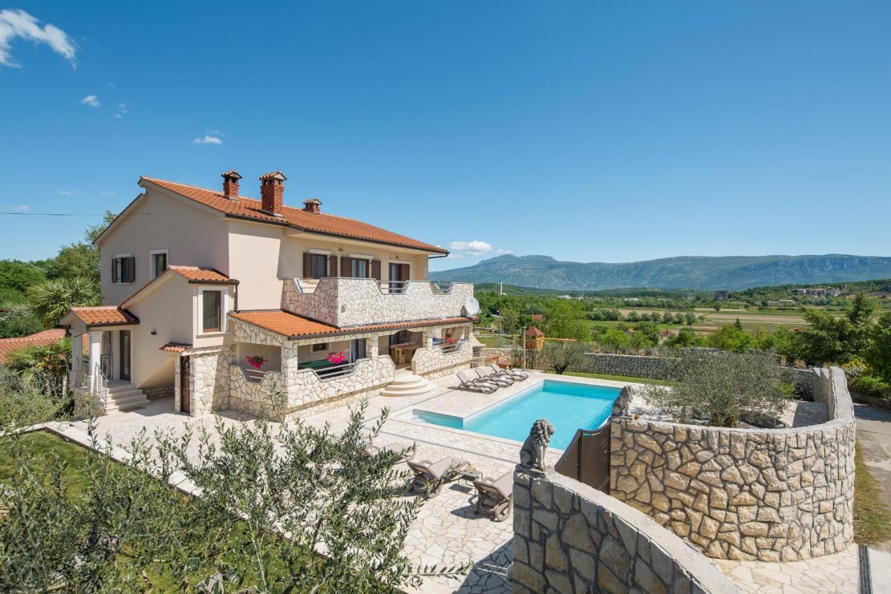 Villa Vesna With Sauna, Hot Tub Potpican Luaran gambar